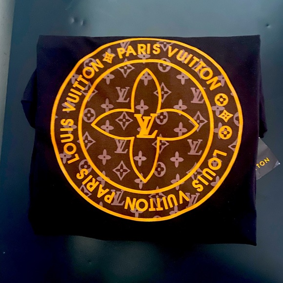 Louis Vuitton Paris Tee - Picture 2 of 6